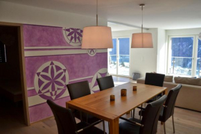 Отель Panorama Lodge  Scuol